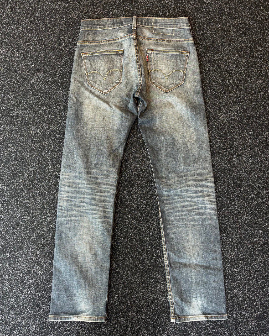 Levis 504