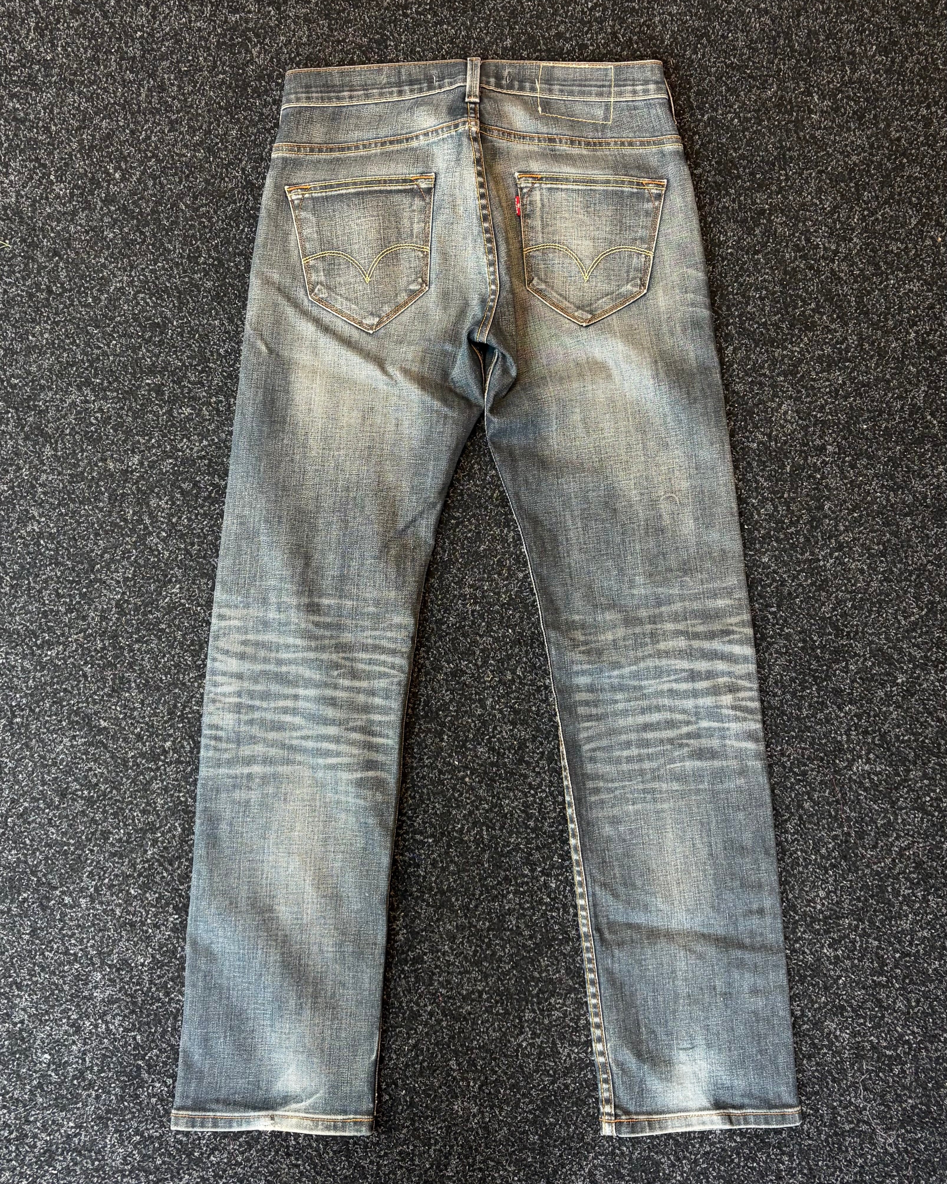 Levis 504