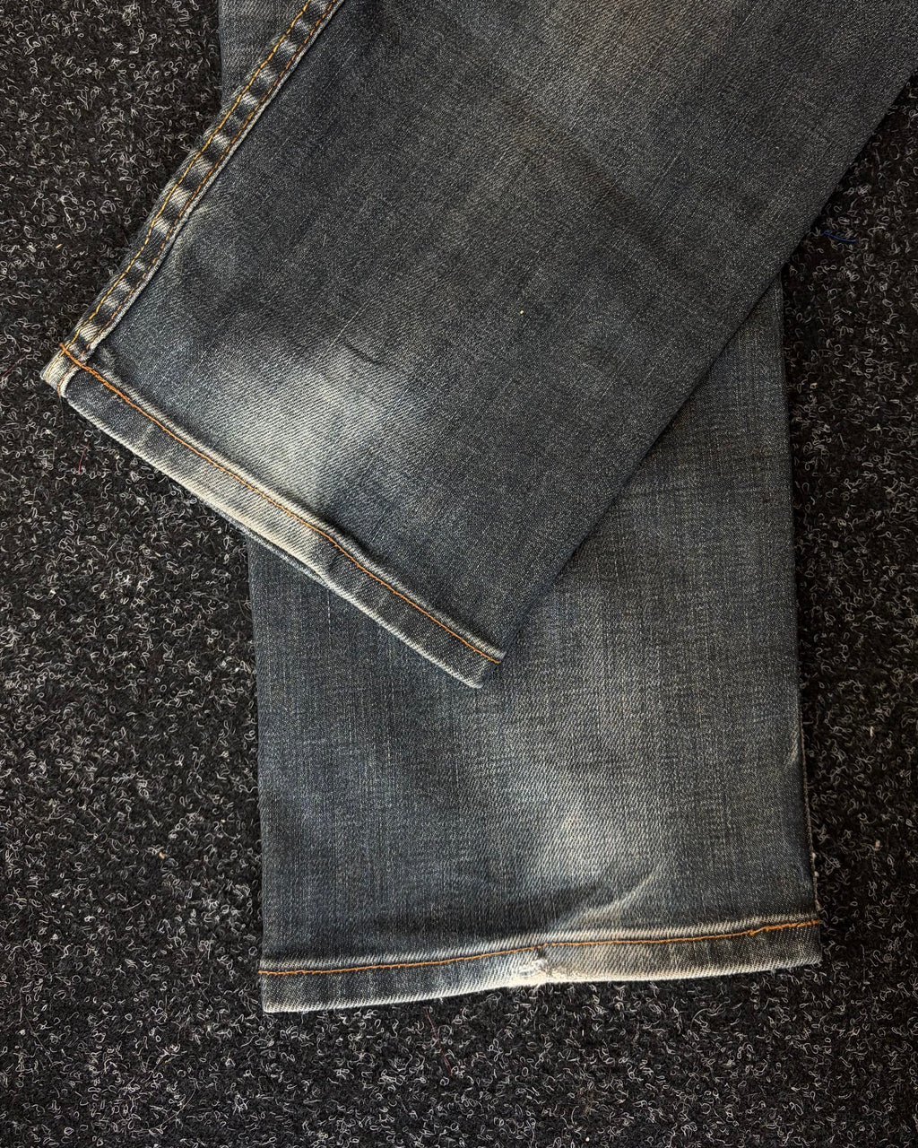 Levis 504