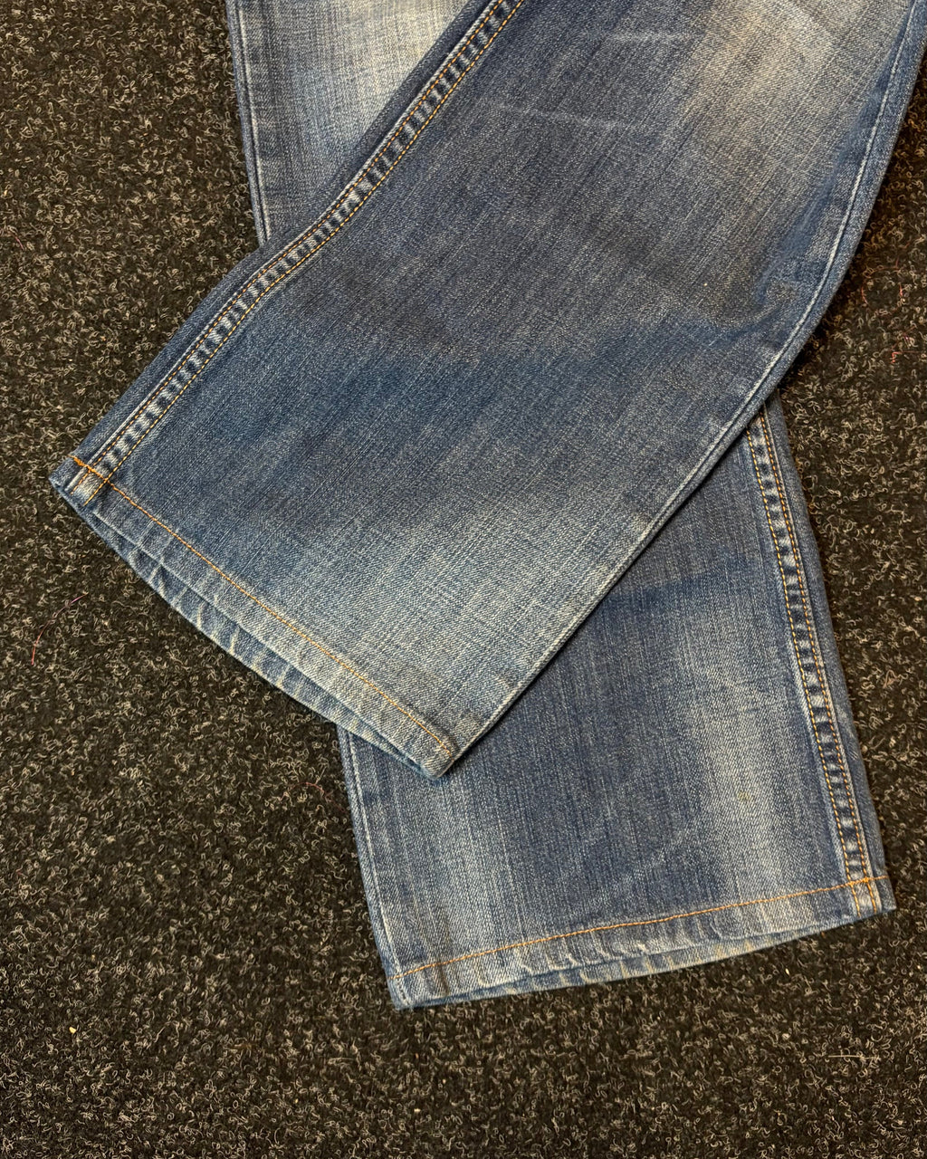 Levis 506